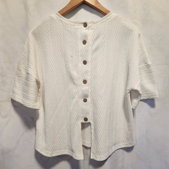 Button-Back Casual Blouse Women's S White Short Sleeve Raised Texture Crew Neck - Picture 2 of 9